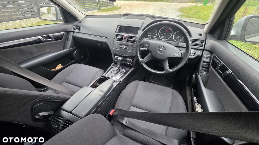Mercedes-Benz C-Class 2010 photo 5