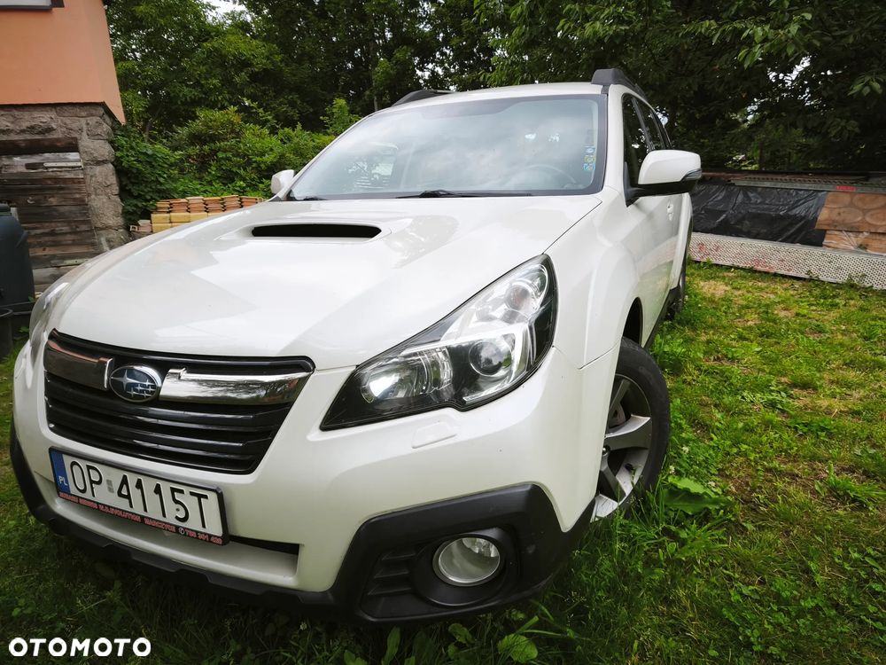 Subaru Outback - 1