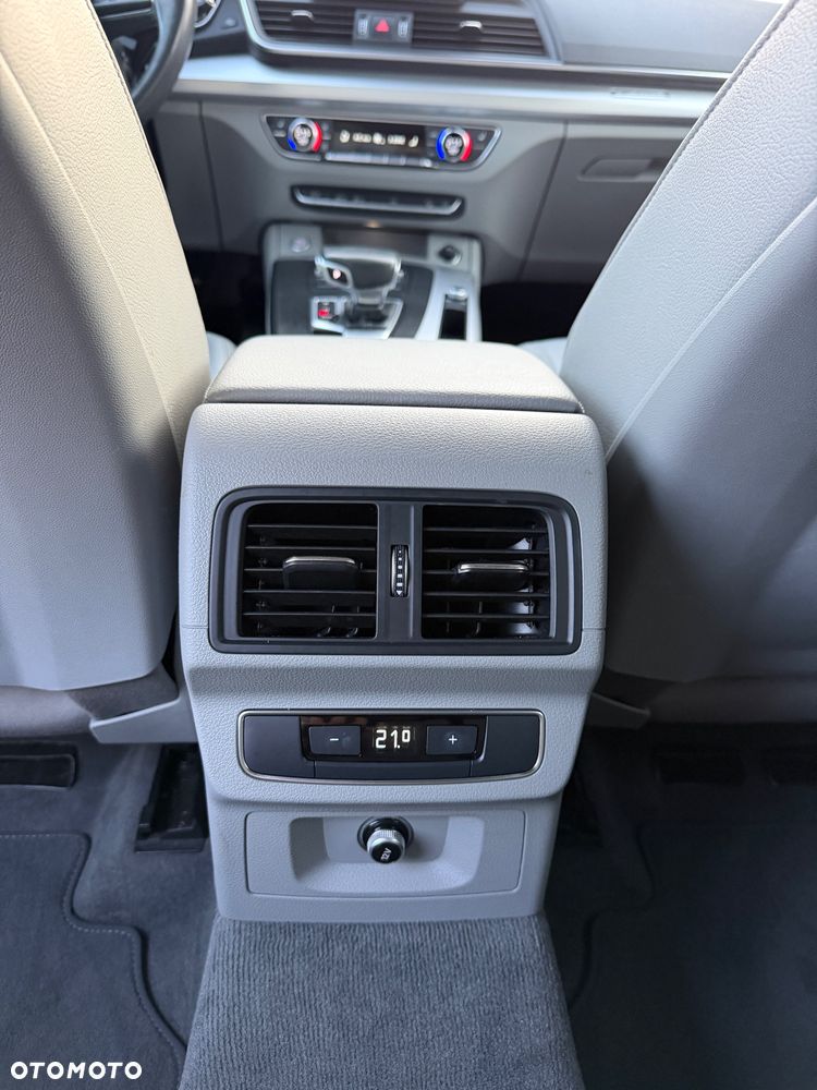 Audi Q5 35 TDI Quattro S tronic - 8