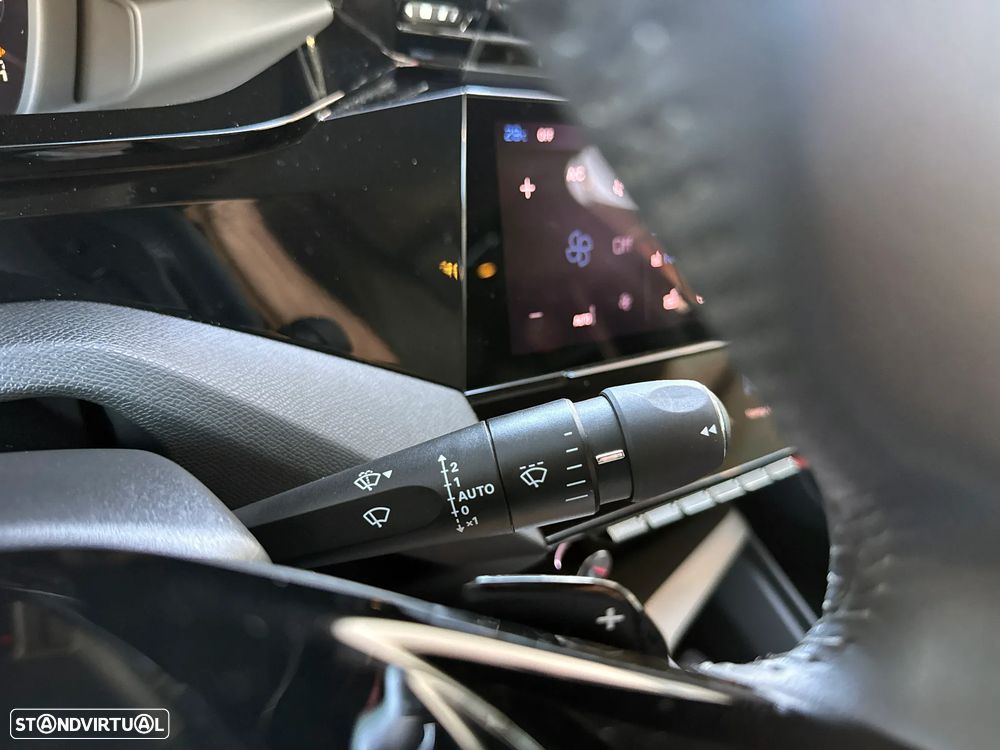 Peugeot 408 1.2 PureTech Allure Pack EAT8 - 30
