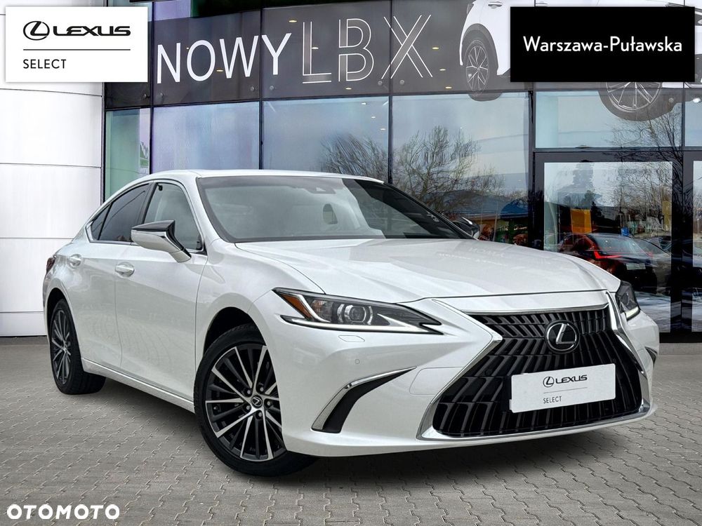Lexus ES 300h Business Edition - 4