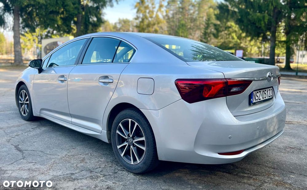 Toyota Avensis 2.0 Prestige MS - 4