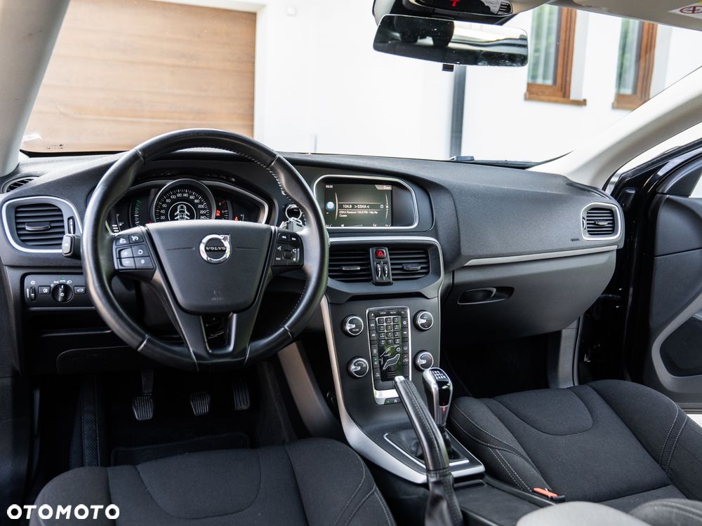 Volvo V40 D2 Kinetic - 25