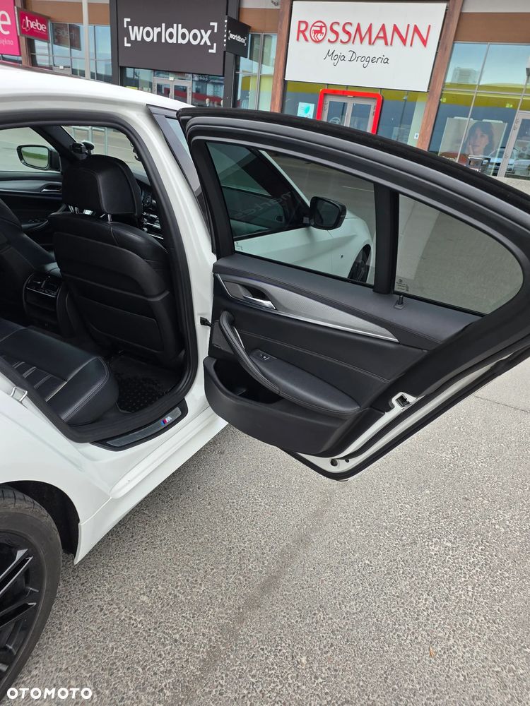 BMW Seria 5 520d xDrive M Sport sport - 17