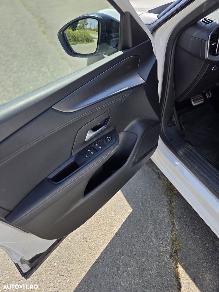 Opel Mokka 1.2 136 e-DCT MHEV GS - 16