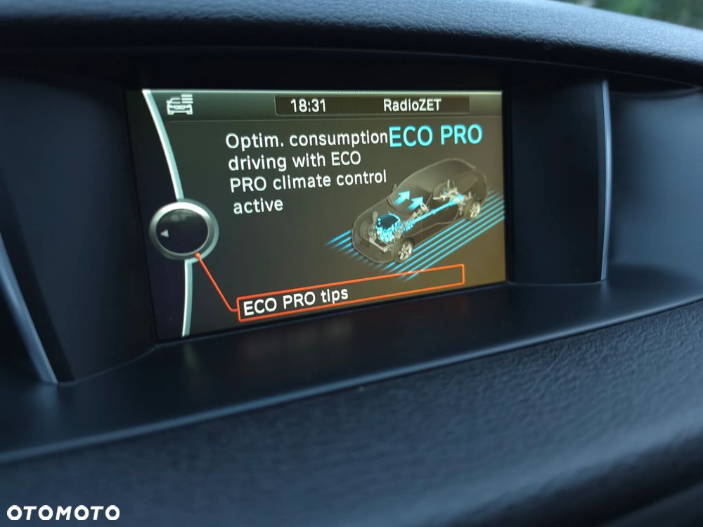 BMW X1 sDrive18d Sport Line - 23