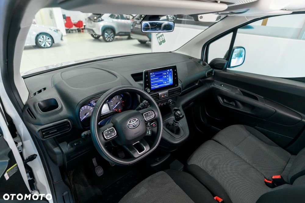 Toyota PROACE CITY VERSO - 19