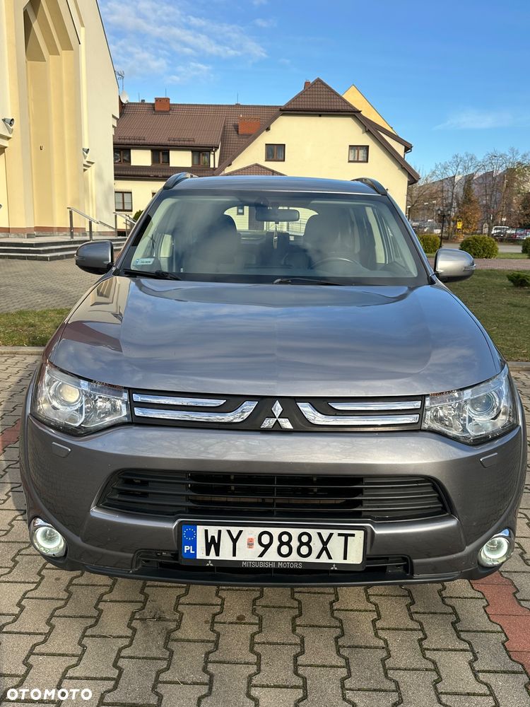 Mitsubishi Outlander PHEV Instyle NAVI + - 9