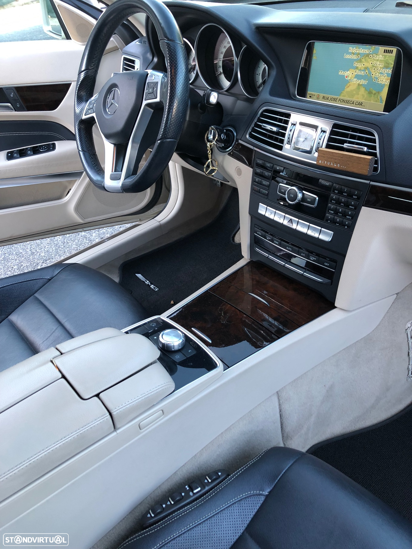Mercedes-Benz E 250 - 12