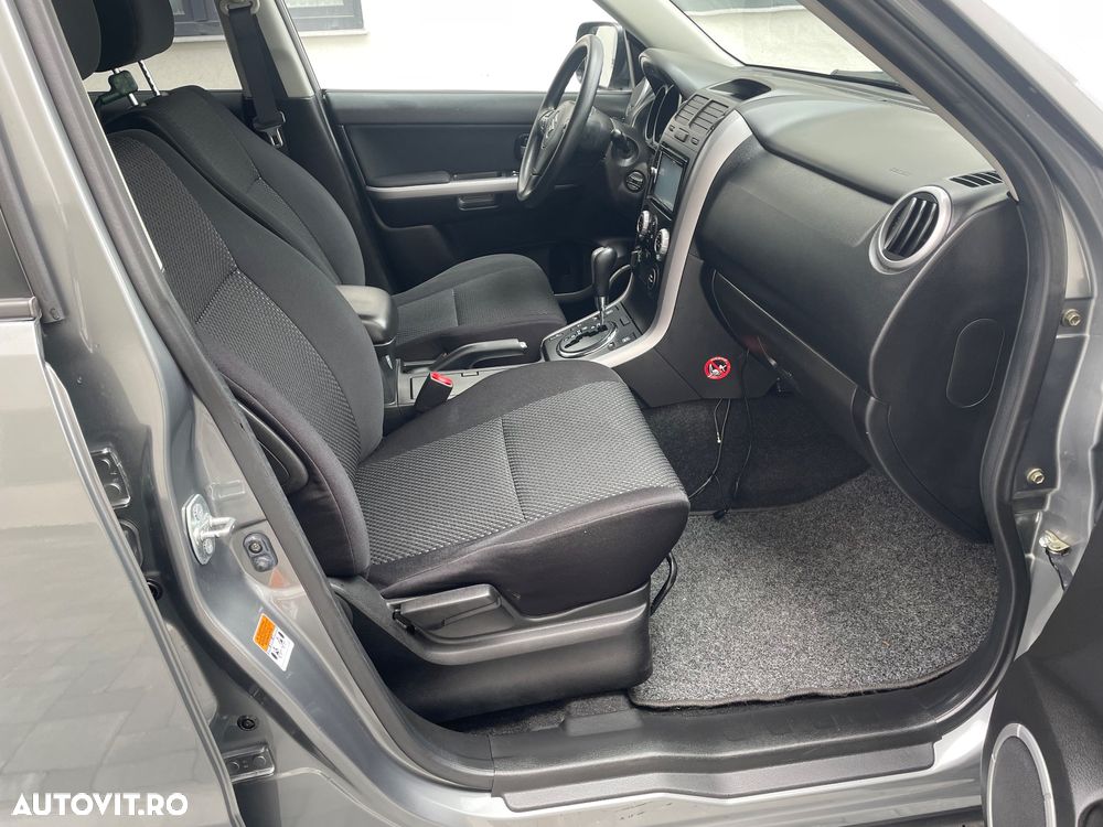 Suzuki Grand Vitara 2.0 Automatik Comfort Family - 7