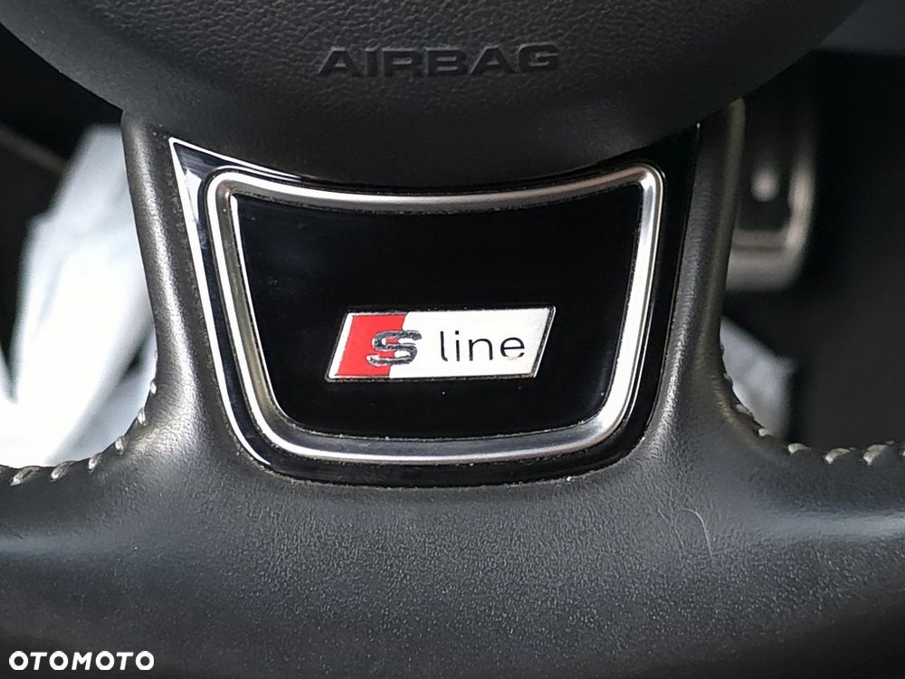 Audi A4 Avant 2.0 TDI Quattro S tronic - 22