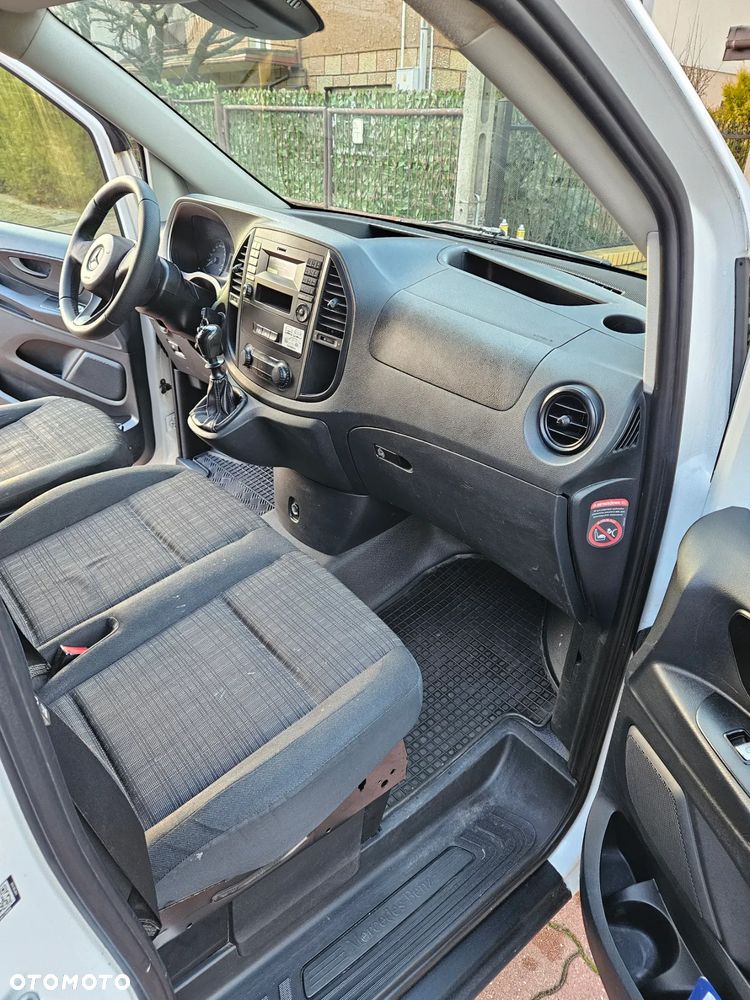 Mercedes-Benz Vito - 25