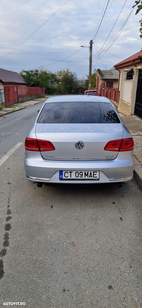 Volkswagen Passat - 2