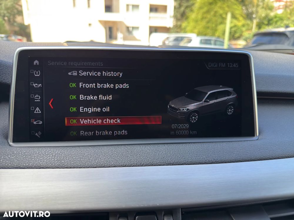BMW X5 xDrive30d - 29