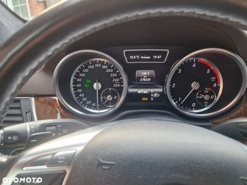 Mercedes-Benz GL 350 BlueTec 4-Matic - 6