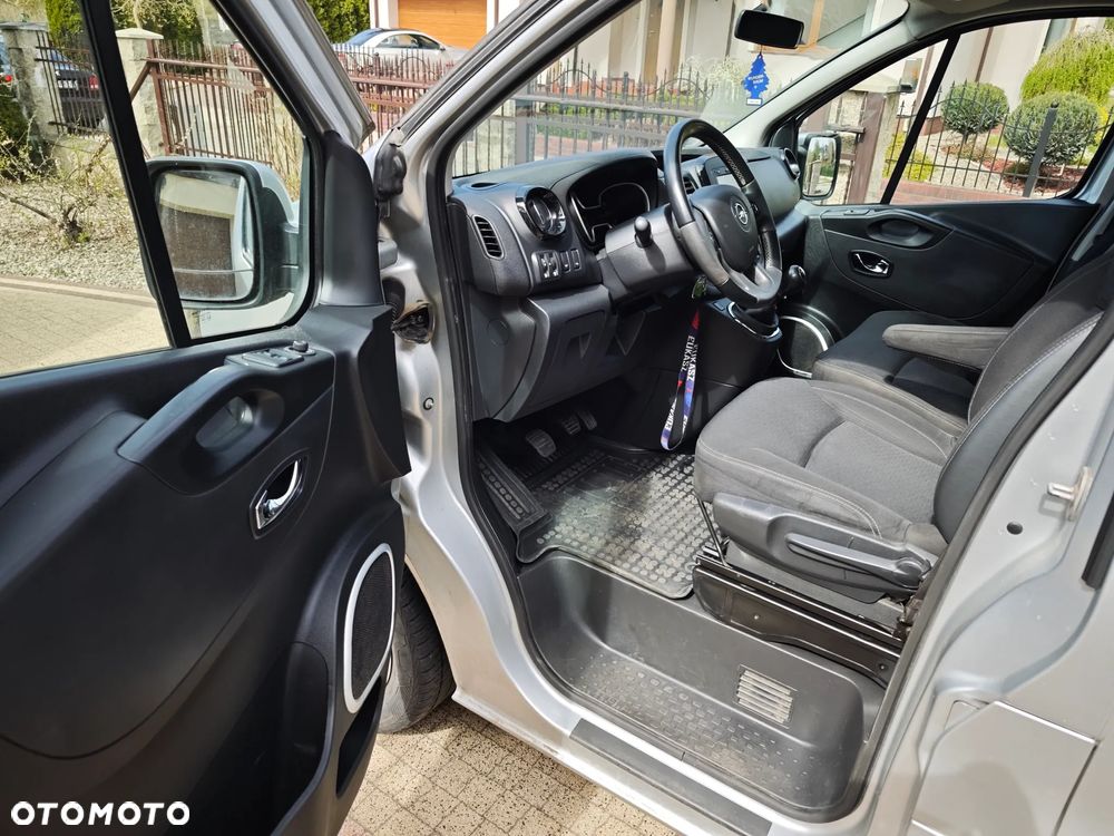 Opel Vivaro L2H1 2,9t Essentia Business - 5