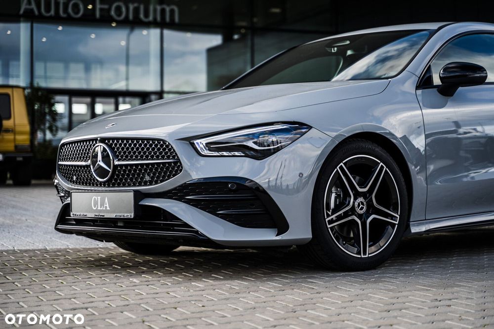Mercedes-Benz CLA - 2