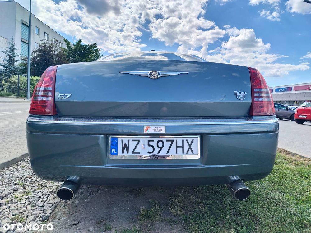 Chrysler 300C 5.7 Automatik - 6