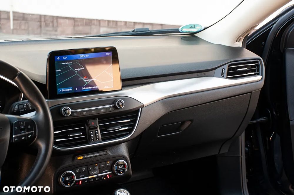 Ford Focus 1.5 EcoBlue Titanium - 32