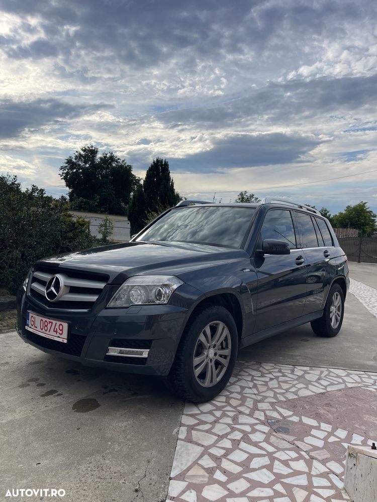 Mercedes-Benz GLK - 2