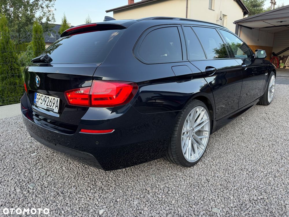 BMW Seria 5 525d xDrive - 6