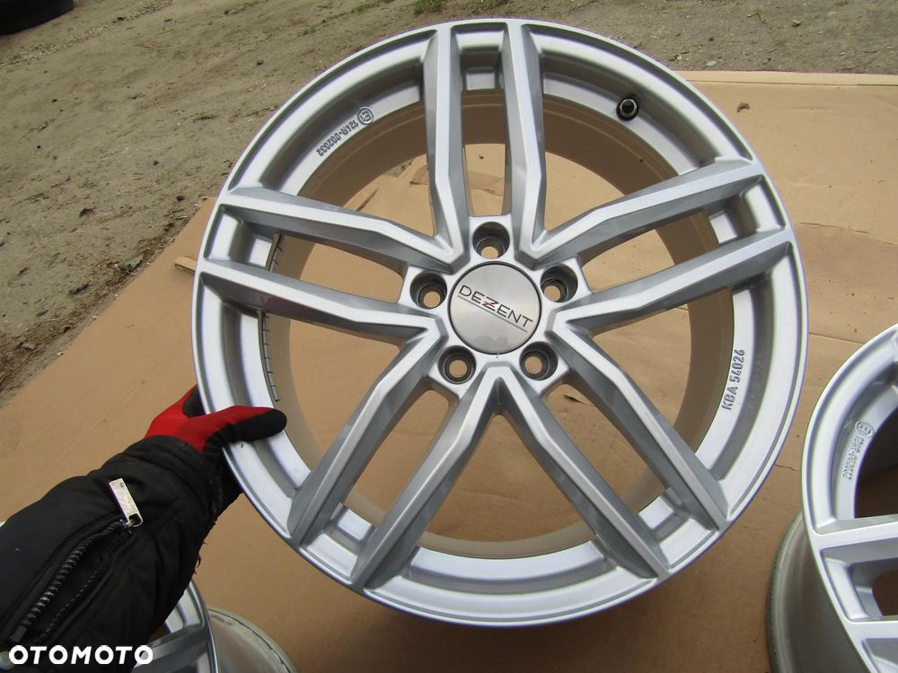 4x Felgi 18 Audi A4 B8 B9 A5 A6 A7 A8 Q3 Q5 Q7 / Mercedes A293 GLC X254 C254 SEAT SKODA BMW 7,5 j 5x112 ET35 - 14