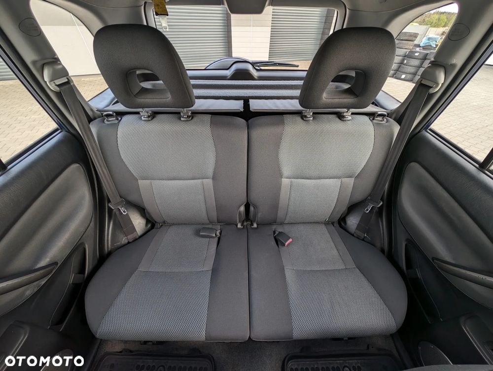 Toyota RAV4 4x2 - 36