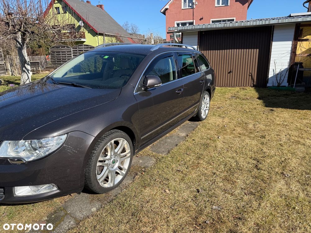 Skoda Superb 3.6 V6 4x4 DSG Ambition - 2