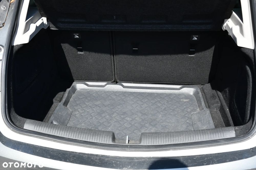 Opel Astra 1.4 T Elite S&S - 13