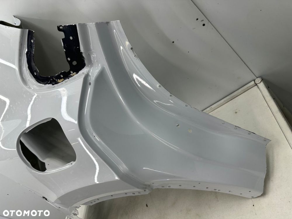 Ćwiartka Porsche Cayenne III 9y 17r.- prawy tylny błotnik poszycie prawy tył 9y3810652b 9y3809650b - 2