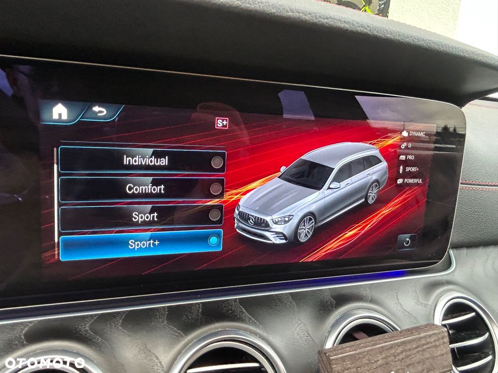 Mercedes-Benz Klasa E AMG 53 4Matic+ T AMG Speedshift TCT-9G - 11