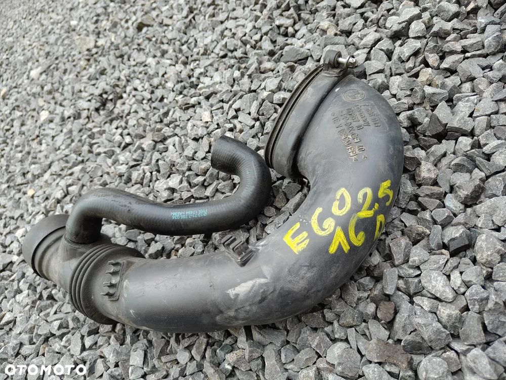 BMW E60 E61 2.5d 3.0d Wlot Powietrza Kolano Dolot 7786013  7792090 - 2