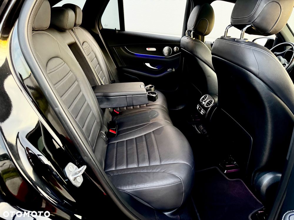 Mercedes-Benz GLC - 31