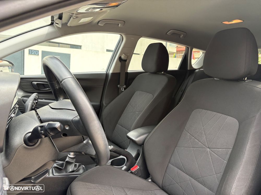 Hyundai Bayon 1.0 T-GDI Premium TT - 32