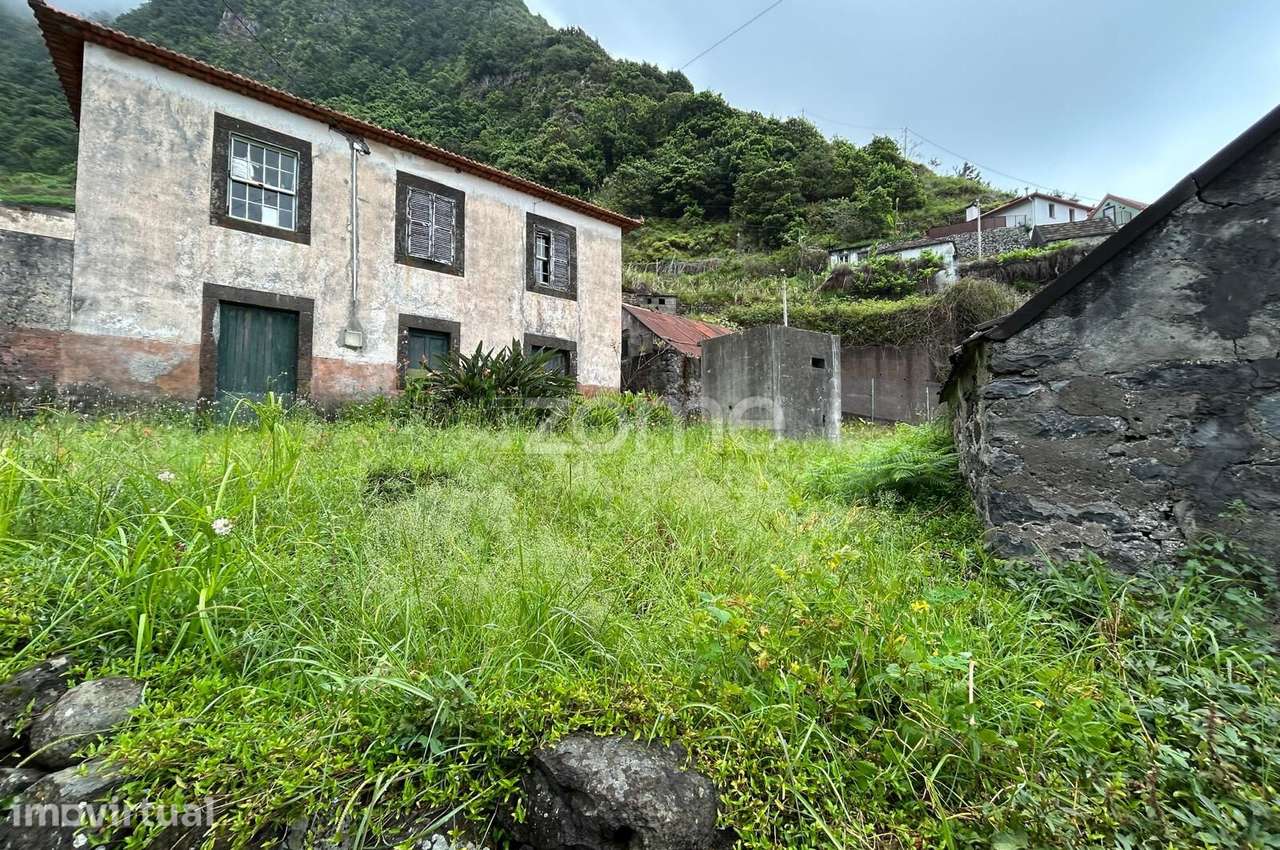 Moradia para recuperar- Ribeira Funda - Grande imagem: 3/28