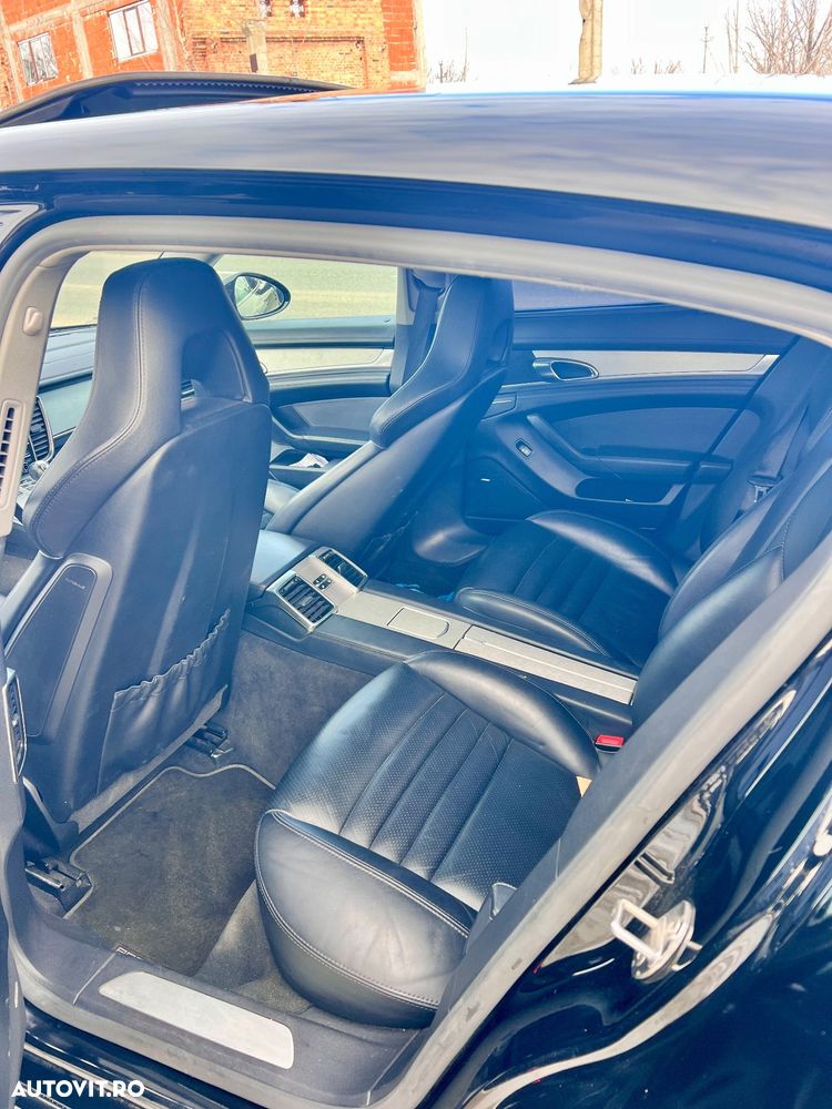 Porsche Panamera 3.0 PDK 4S - 5