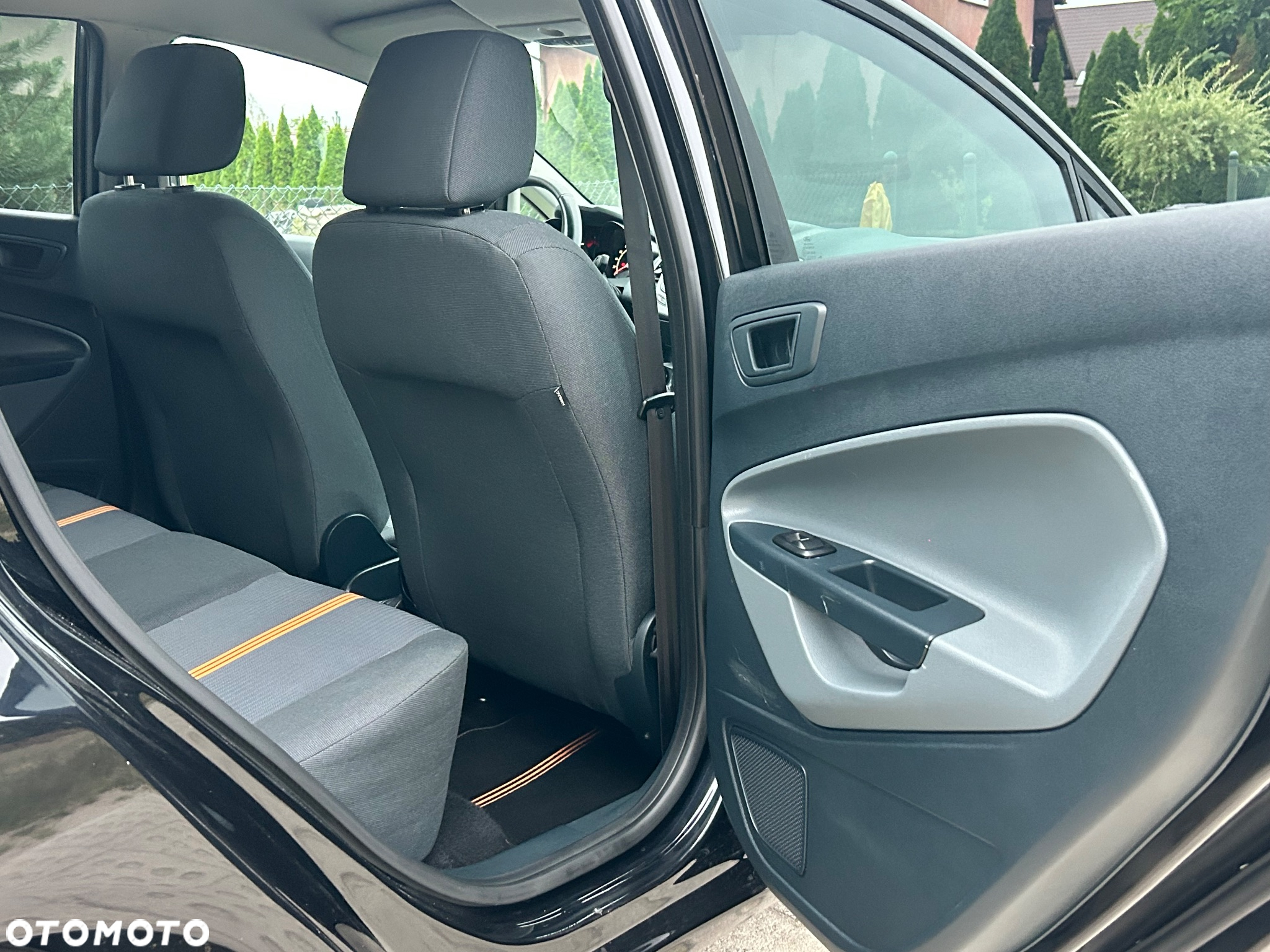 Ford Fiesta 1.25 Platinium X - 23