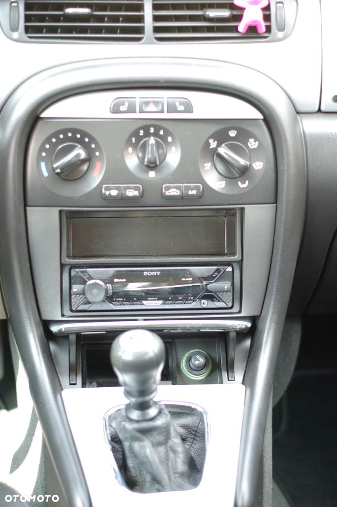Jaguar X-Type 2.5 V6 4x4 - 7