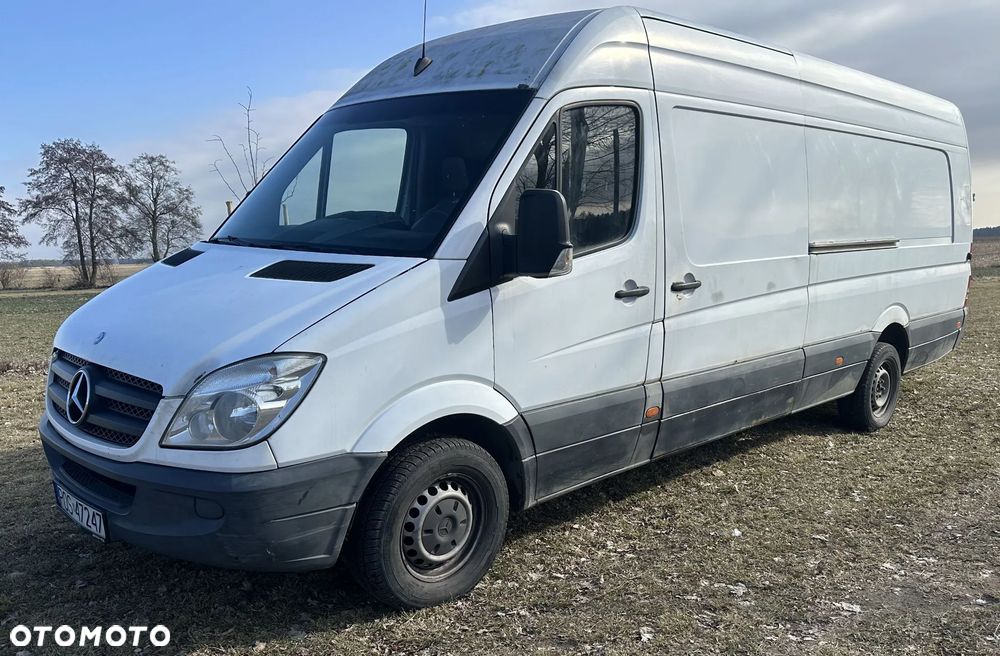 Mercedes-Benz Sprinter - 1