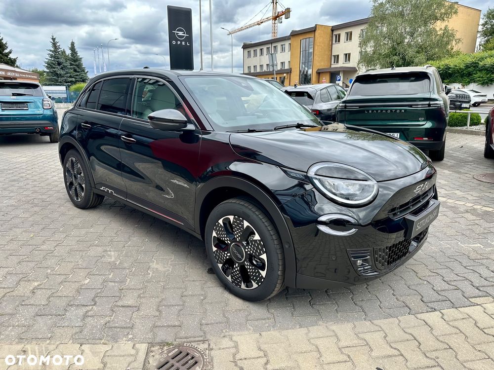 Fiat 600 1.2 Turbo Hybrid La Prima eDCT - 4