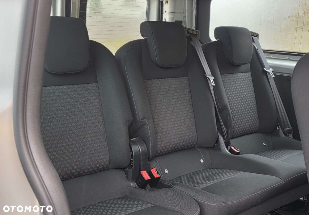 Ford Transit Custom - 28