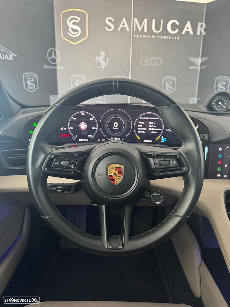 Porsche Taycan - 26