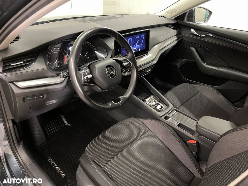 Skoda Octavia 2.0 TDI DSG Ambition - 6