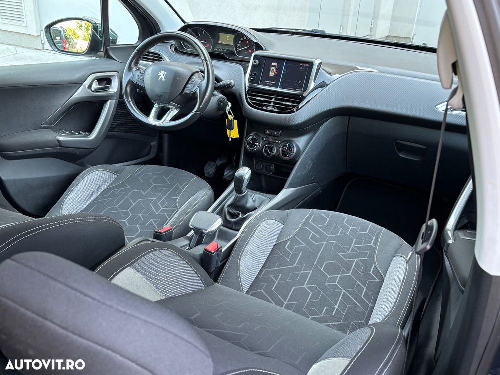 Peugeot 2008 - 3