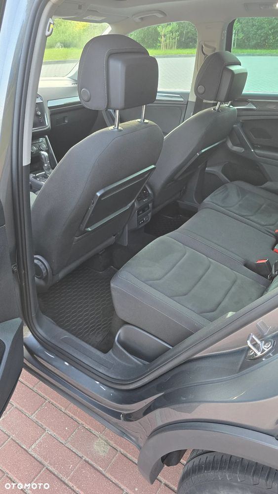 Volkswagen Tiguan - 13