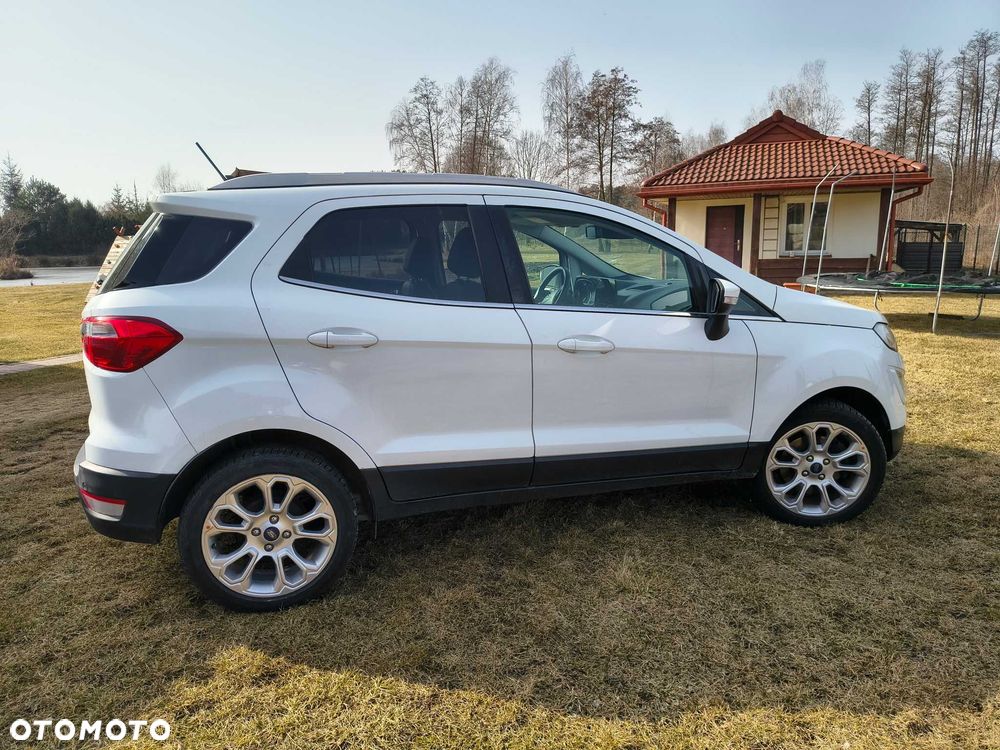 Ford EcoSport - 4