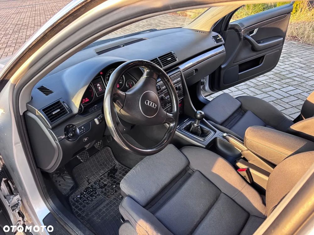 Audi A4 Avant 1.8T Quattro - 10