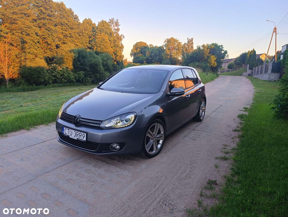 Volkswagen Golf - 30