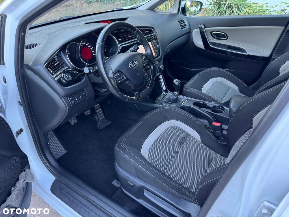 Kia Ceed 1.6 CRDi L Business Line - 11