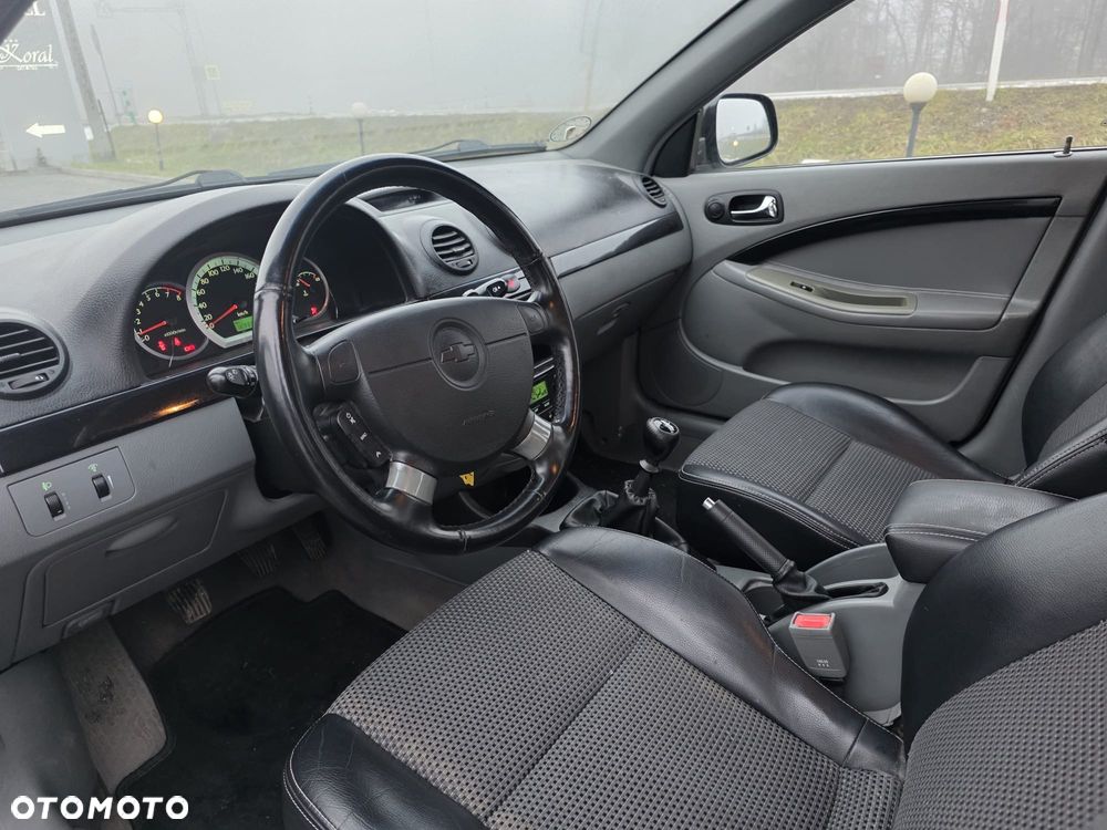 Chevrolet Nubira 1.6 SX - 10